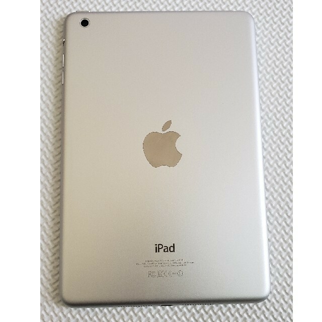 iPad(アイパッド)のiPad mini 第1世代 16GB MD531J/A [ホワイト&シルバー] スマホ/家電/カメラのPC/タブレット(タブレット)の商品写真