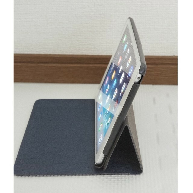 iPad(アイパッド)のiPad mini 第1世代 16GB MD531J/A [ホワイト&シルバー] スマホ/家電/カメラのPC/タブレット(タブレット)の商品写真