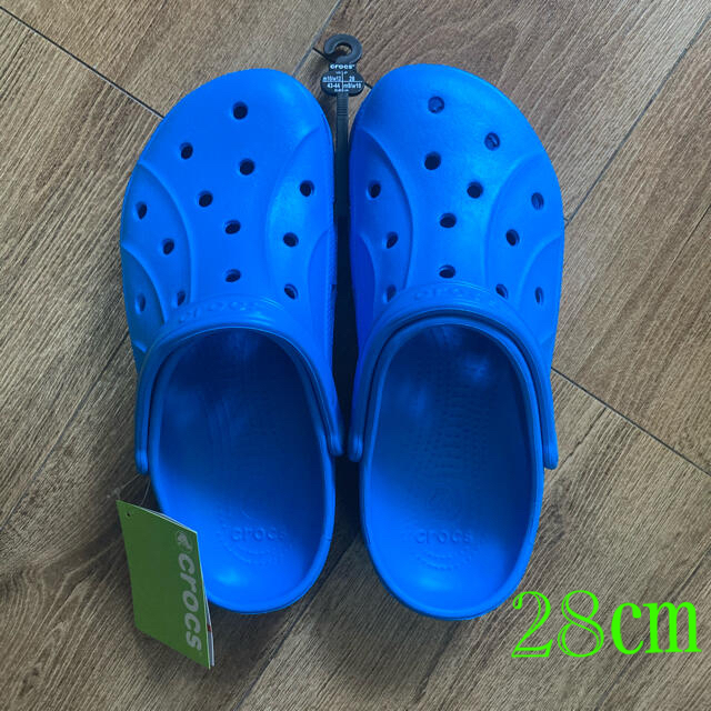 crocs(クロックス)のクロックス　crocs    新品　タグ付き メンズの靴/シューズ(サンダル)の商品写真