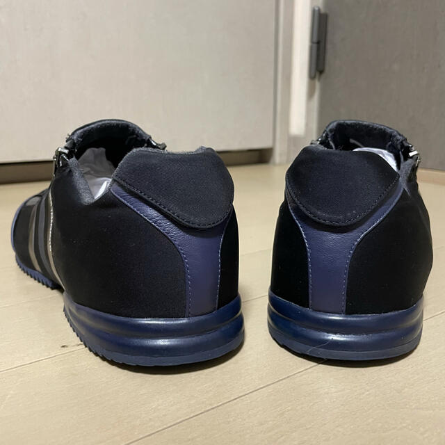 Y-3 663146 表記27の通販 by けんさん's shop|ワイスリーならラクマ - 美品■Y-3 ダブルジップ開閉 スニーカー 再入荷得価