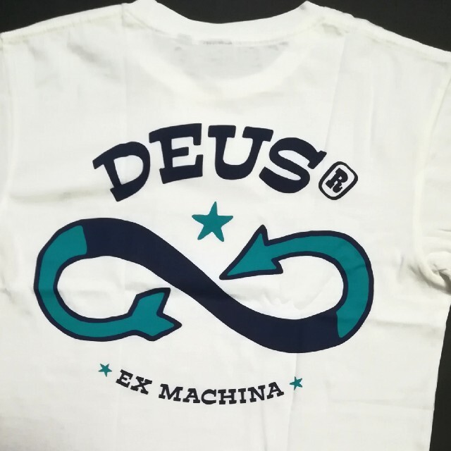 Deus ex Machina(デウスエクスマキナ)の新品　DEUS EX MACHINA デウスエクスマキナ　Tシャツ メンズのトップス(Tシャツ/カットソー(半袖/袖なし))の商品写真