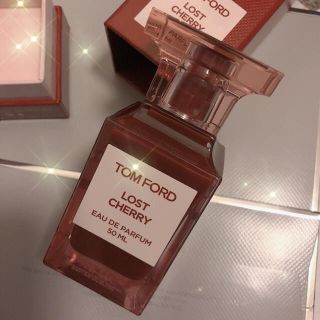 トムフォード(TOM FORD)の　ロスト　チェリー(香水(女性用))