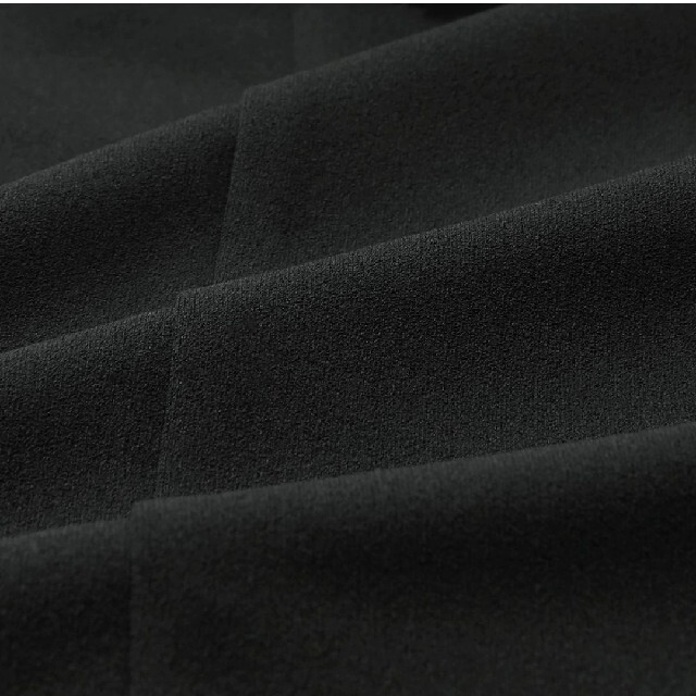 GU(ジーユー)のGU カットソーフレアスラックス ブラック M レディースのパンツ(カジュアルパンツ)の商品写真