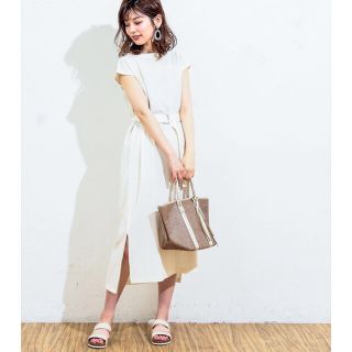 ナチュラルクチュール(natural couture)のSALE‼︎ ナチュラルクチュール ワッフル素材のベルト付ワンピース(ひざ丈ワンピース)