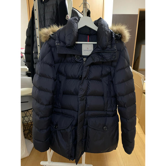 MONCLER(モンクレール)のモンクレール　ダウン メンズのジャケット/アウター(ダウンジャケット)の商品写真