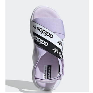 アディダス(adidas)のアディダスオリジナルス　サンダル　新品　magmur 24.5 厚底サンダル　(サンダル)