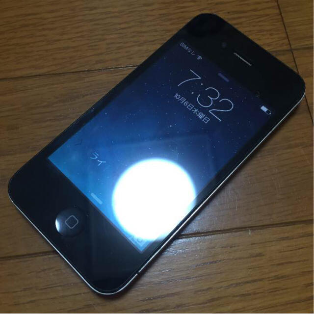 Apple(アップル)のiPhone4/16GB スマホ/家電/カメラのスマートフォン/携帯電話(スマートフォン本体)の商品写真