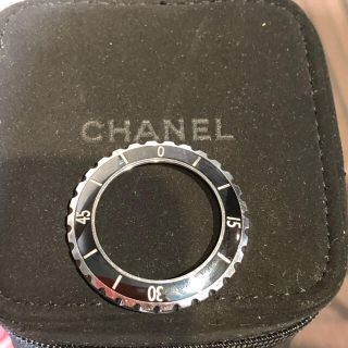 シャネル(CHANEL)のシャネルj12、33ミリ、ベゼル(腕時計(アナログ))