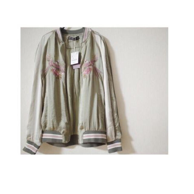 ZARA(ザラ)の刺繍スカジャン レディースのジャケット/アウター(スカジャン)の商品写真