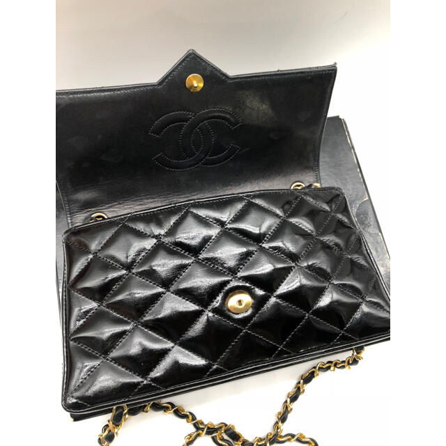 CHANEL(シャネル)の︎CHANEL シャネル デカココ マトラッセ チェーン ショルダーバッグ 黒 レディースのバッグ(ショルダーバッグ)の商品写真