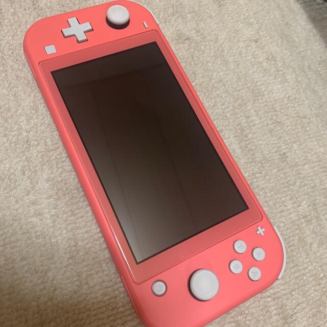 Nintendo switch lite コーラル