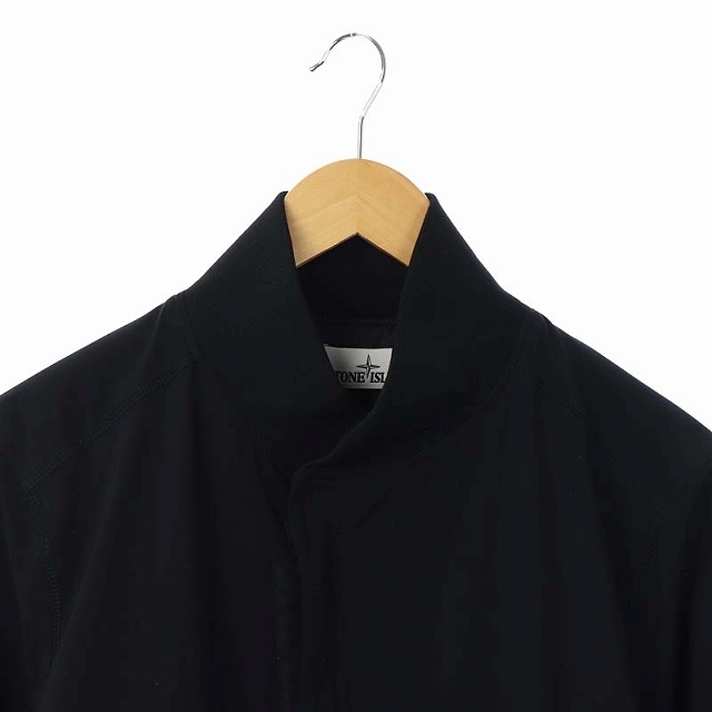STONE ISLAND(ストーンアイランド)のストーンアイランド ジャケット ブルゾン ロゴ刺繍 中綿 ワッペン S 黒 メンズのジャケット/アウター(ブルゾン)の商品写真