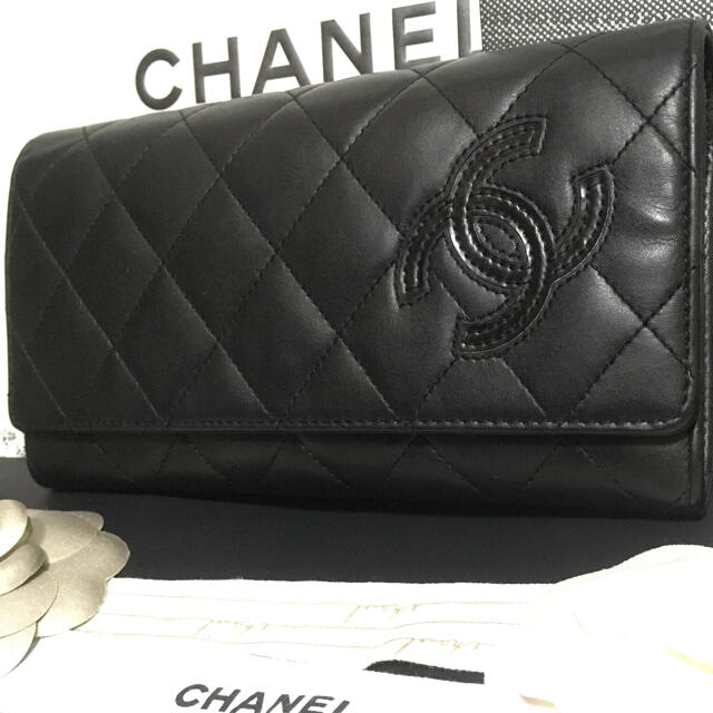 CHANEL(シャネル)の♡様専用♡美品♡ レア★  シャネル シンプリー マトラッセ 長財布 正規品 レディースのファッション小物(財布)の商品写真