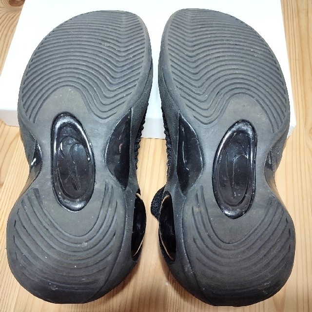 NIKE(ナイキ)のナイキ フライト ボナファイド トリプルブラックFLIGHT BONAFIDE メンズの靴/シューズ(スニーカー)の商品写真