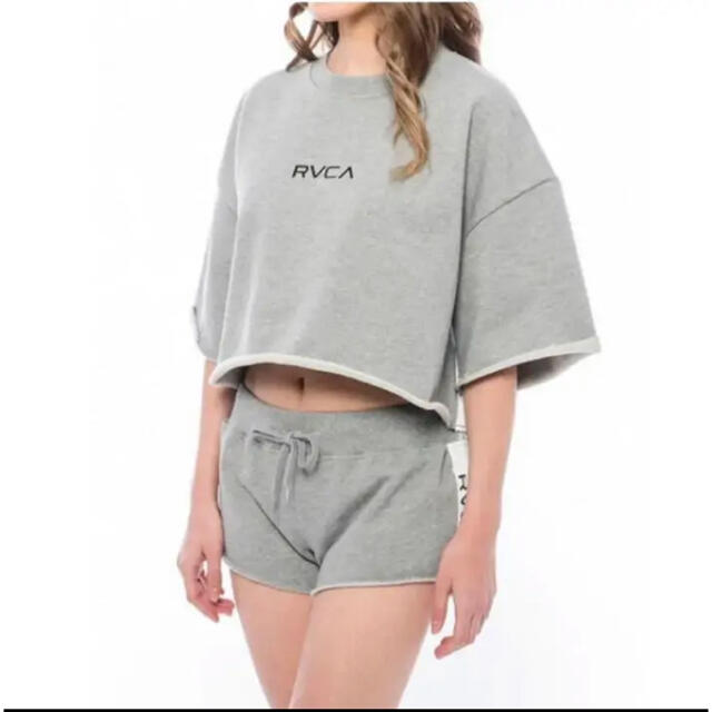 RVCA(ルーカ)の【SALE❤︎】ルーカ★セットアップ　Tシャツ　パンツ レディースのトップス(Tシャツ(半袖/袖なし))の商品写真