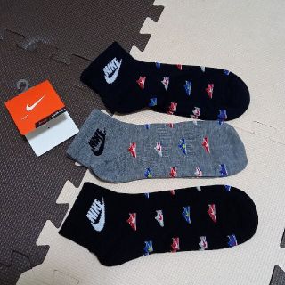 ナイキ(NIKE)の【最安値】NIKE　靴下　ナイキ　24-26センチ　3足セット(ソックス)