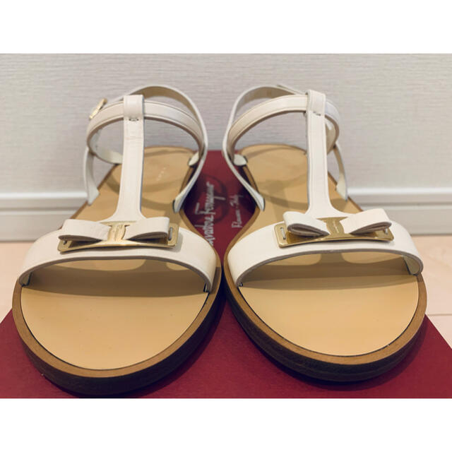 値下げ中‼︎ Salvatore Ferragamo 未使用品 サンダル - 靴 値下げ中‼︎ Salvatore Ferragamo 未使用品 サンダル - 靴