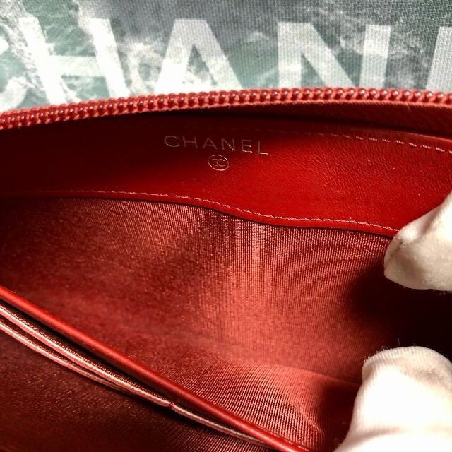 正規品！美品！ CHANEL シャネル レッド キャビアスキン 長財布