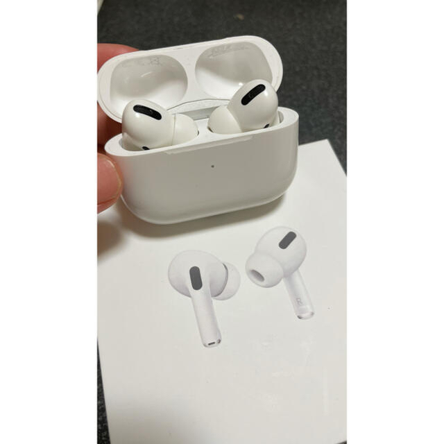 AirPods Pro 無料でxlargeのケース付き