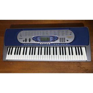 カシオ(CASIO)のCASIO 光ナビゲーションキーボード LK-65(電子ピアノ)