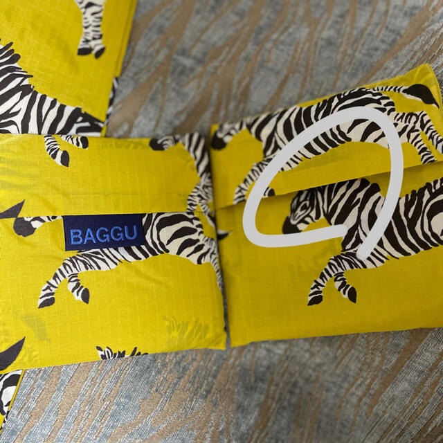 baggu ゼブラ　zebra エコバッグ　スタンダード　A レディースのバッグ(エコバッグ)の商品写真