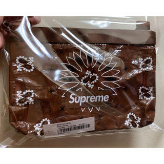 シュプリーム(Supreme)のsupreme bandana tarp side bag(ショルダーバッグ)