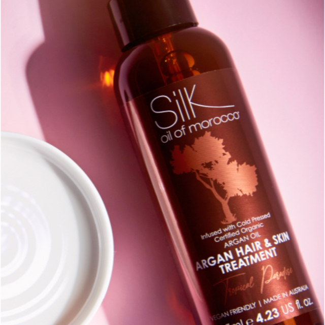 新品Silk oil of morocco ヘア&スキントリートメント125ml コスメ/美容のヘアケア/スタイリング(トリートメント)の商品写真