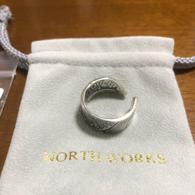 BEAMS(ビームス)のNORTH WORKS × BEAMS 別注 50￠パッチワーク リング メンズのアクセサリー(リング(指輪))の商品写真