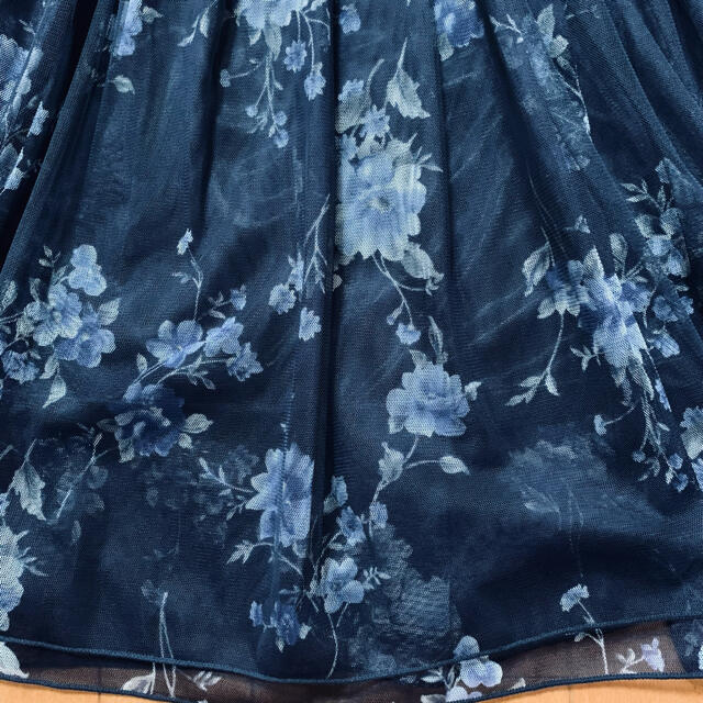 hirorin1011様専用　新品☆ チュールレース重ねお花柄ミモレ丈スカート レディースのスカート(その他)の商品写真
