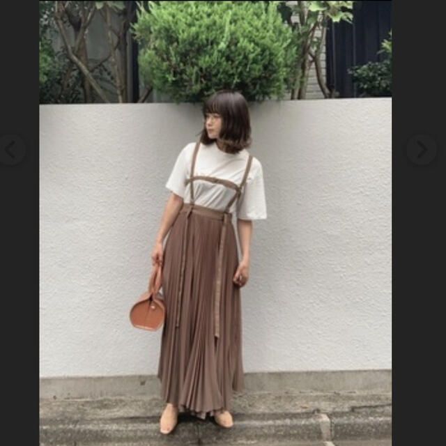 Ameri VINTAGE(アメリヴィンテージ)のHARNESS SUSPENDER SKIRT ameri vintage レディースのスカート(ロングスカート)の商品写真