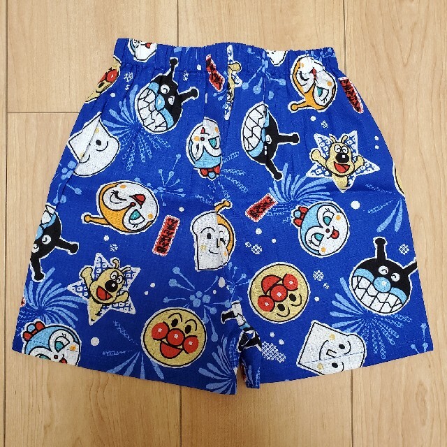 アンパンマン(アンパンマン)のアンパンマン　甚平　90　新品未使用 キッズ/ベビー/マタニティのキッズ服男の子用(90cm~)(甚平/浴衣)の商品写真