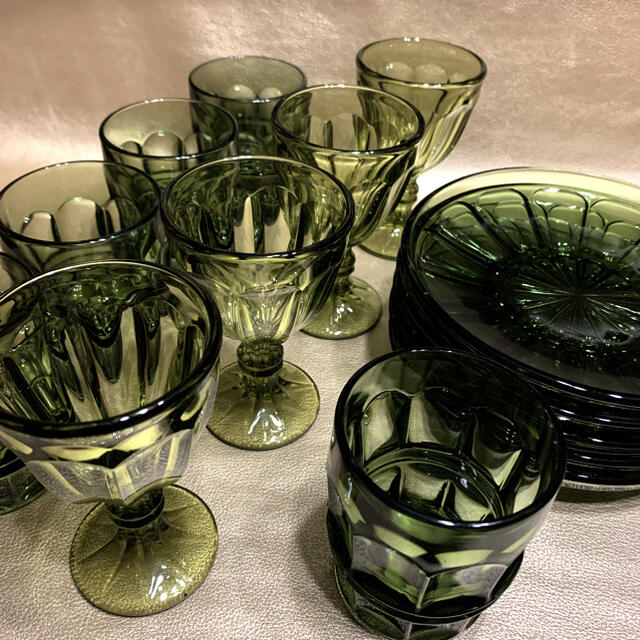 Noritake Green glass Tableware 14 pieces 6