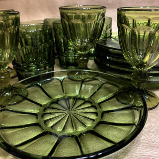 Noritake Green glass Tableware 14 pieces
