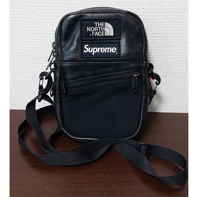 supreme tnf ショルダーバッグ 黒