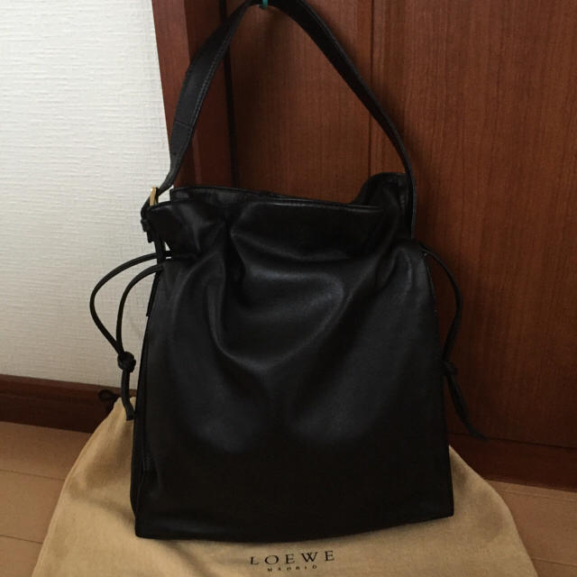 LOEWE - 美品⭐︎ロエベ ナッパレザーショルダーバッグ⭐︎手数料0円の