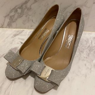 サルヴァトーレフェラガモ(Salvatore Ferragamo)のフェラガモ シンデレラパンプス(ハイヒール/パンプス)