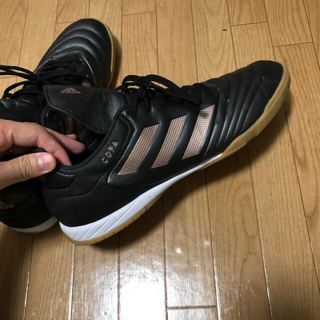 adidas(アディダス)のアディダス　フットサルシューズ　27.5cm スポーツ/アウトドアのサッカー/フットサル(シューズ)の商品写真