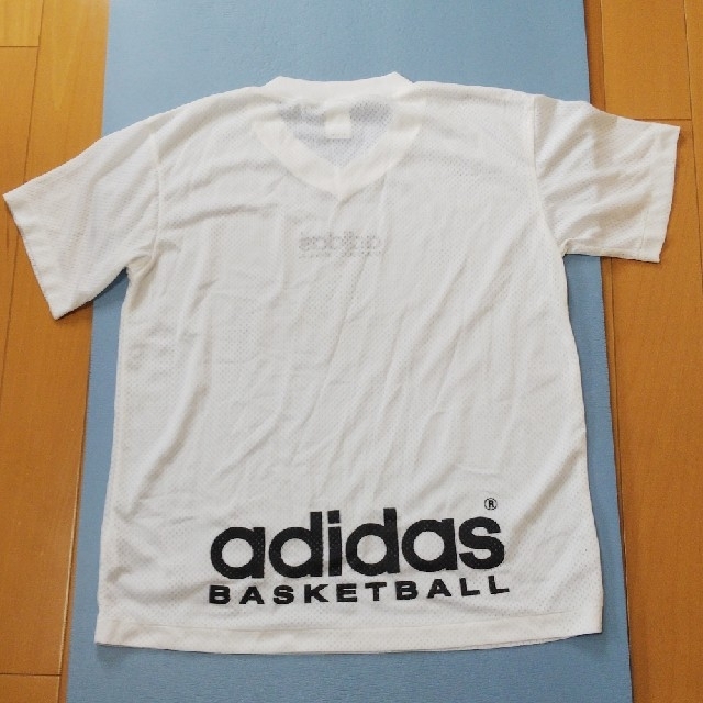 adidas(アディダス)のアディダス メッシュT スポーツ/アウトドアのスポーツ/アウトドア その他(バスケットボール)の商品写真