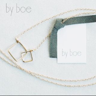 バイボー(by boe)のby boe スクエアインフィニティ ネックレス(ネックレス)