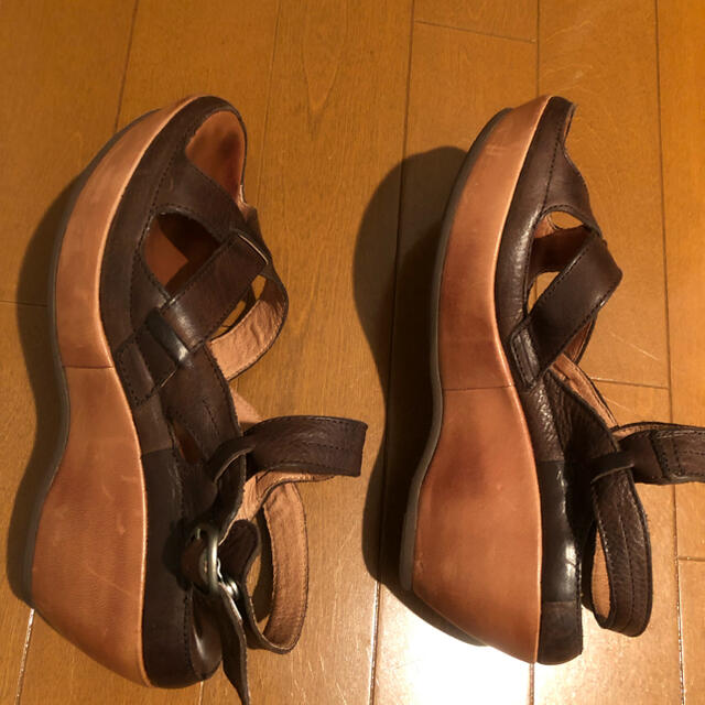 SAYA(サヤ)の日本製　SAYA本革サンダル24〜24.5 Ｌ　数回着用　ブラウン レディースの靴/シューズ(サンダル)の商品写真