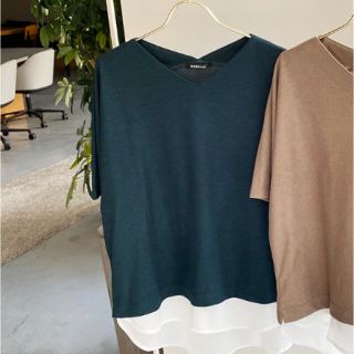 シマムラ(しまむら)の重ね着風　半袖　カットソー Tシャツ　プルオーバー しまむら MUMU コラボ(Tシャツ(半袖/袖なし))