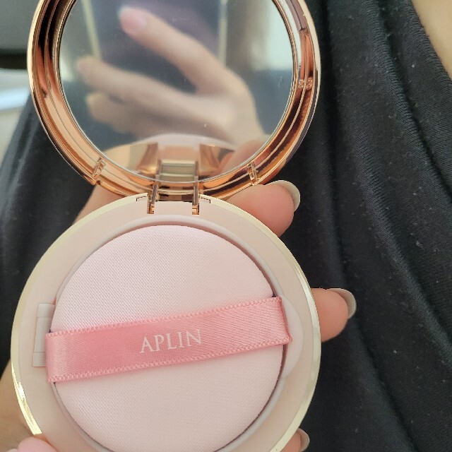 APLIN ピンクティーツリークッションファンデ コスメ/美容のベースメイク/化粧品(ファンデーション)の商品写真