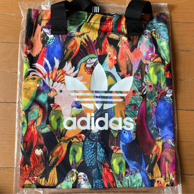 adidas(アディダス)の未使用！adidas × The Farm Company 鳥柄　トートバッグ レディースのバッグ(トートバッグ)の商品写真