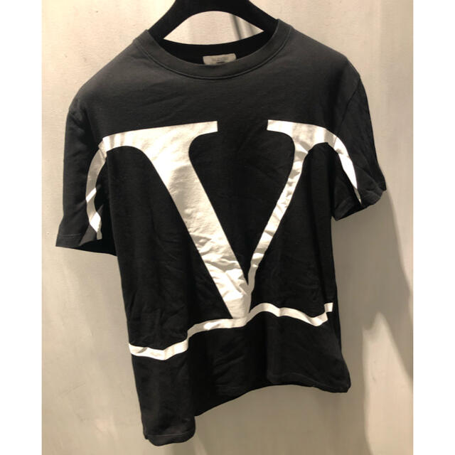 メンズVALENTINO ロゴTシャツ　半袖カットソー　ヴァレンティノ　大人気