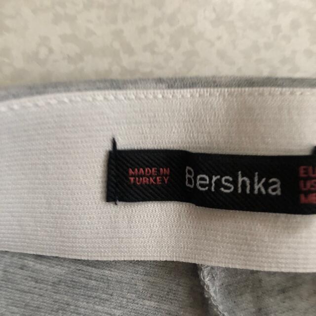 Bershka(ベルシュカ)のbershka ベルシュカ　フレアスカート レディースのスカート(ミニスカート)の商品写真