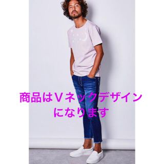 エイケイエム(AKM)のダボロ　Tシャツ　Ｖネック(Tシャツ/カットソー(半袖/袖なし))