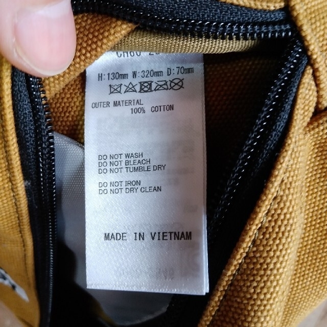 CHUMS(チャムス)のCHUMS　チャムス　バッグ　メンズ　レディース レディースのバッグ(ボディバッグ/ウエストポーチ)の商品写真