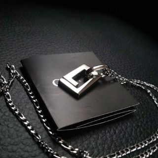 グッチ(Gucci)の◆GUCCI／グッチGモチーフネックレス ペンダント 【鏡面仕上げ】【ほぼ新品】(ネックレス)