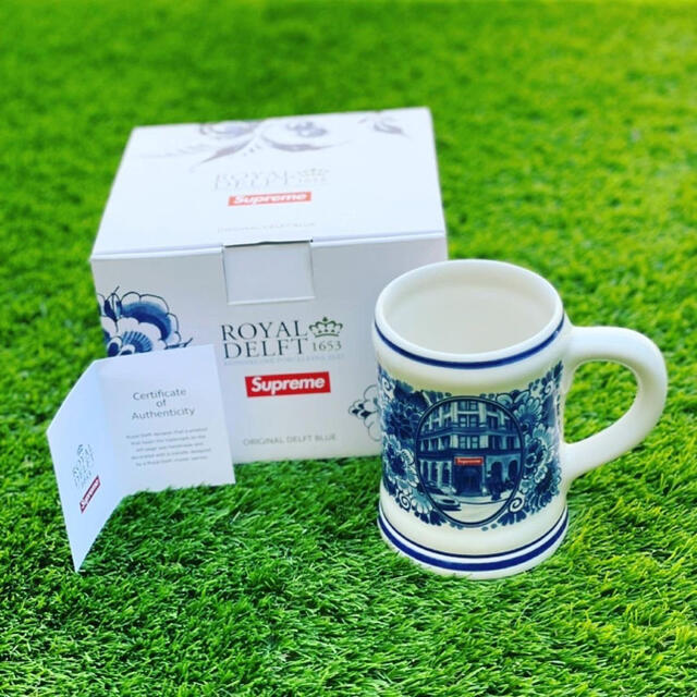 Supreme(シュプリーム)の未使用 Supreme Royal Delft Bowery Beer Mug インテリア/住まい/日用品のキッチン/食器(グラス/カップ)の商品写真