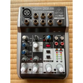 Behringer Xenyx Q502USB オーディオミキサー